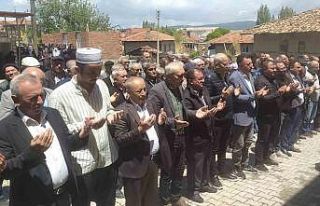 Hisarcık Aşağı Yoncaağaç köyünde hayır yemeği...