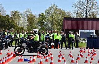 İl Emniyet Müdürü Arıbaş’tan şahin timi eğitimine...