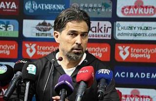 İlhan Palut: "Gerekli puanları alıp bu durumdan...