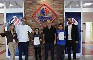 İlkokul ve ortaokul öğrencilerinden Robotex International...