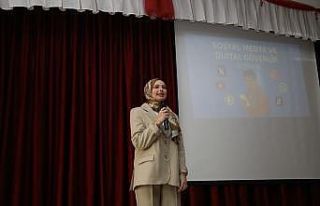 İnegöl’deki Öğrencilere "Dijital Güvenlik"...