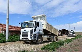 İnönü Belediyesi yol çalışmalarına devam ediyor