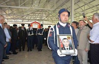 Irmakta boğulan Astsubay Hakan Fidan, son yolculuğuna...