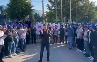İşçiler maaş ve yan haklarda anlaşamayınca o...