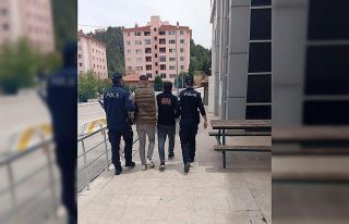 Isparta’da aranan 2 şahıs operasyonla yakalandı