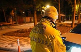 Isparta’da gece uygulamasında 136 şahıs ve 62...