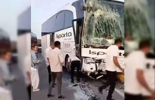 Isparta’da iki yolcu otobüsü çarpıştı: 1’i...
