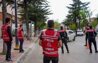 Isparta’da okul çevresi denetimi: 25 araca ceza