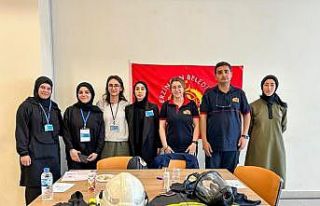 İtfaiyecilik mesleği öğrencilere anlatıldı