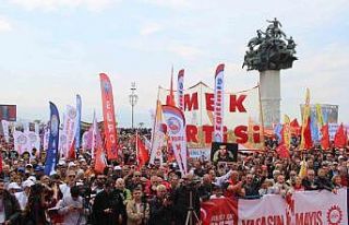İzmir’de 1 Mayıs kutlaması