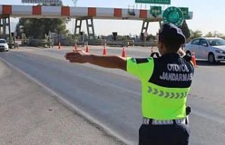 Jandarma ekipleri düzensiz göçmenlere geçit vermiyor