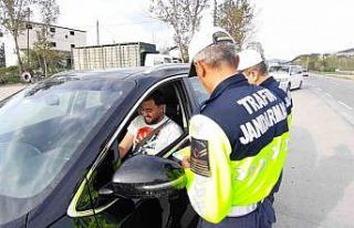 Jandarma sürücülere güvenli yolculuğu anlattı