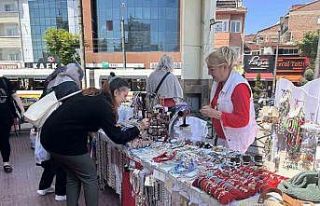 Kadınların ürettiği el emeği ürünler ev ekonomisine...