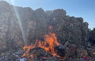 Kahramanmaraş’ta kağıt fabrikasında yangın