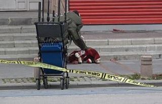 Kaldırıma bırakılan şüpheli oyuncak ayı fünye...