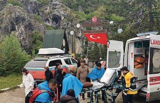 Kanyonda yürüyüş parkurunda yaralanan vatandaş...