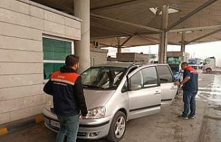 Kapıkule’de 33 ton kaçak sülük ele geçirildi