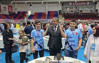 Karabük’te 200 öğrenci 65 projeyle yeteneklerini...