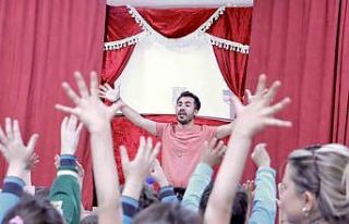 Karagöz gölge oyunu ile çocuklara enerji tasarrufu...