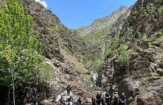 Karanlık Dere Kanyonu’nda doğa yürüyüşü düzenlendi