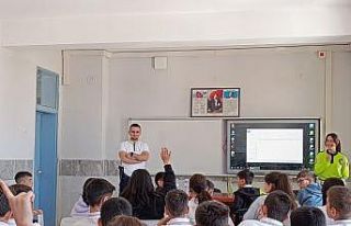 Karapınar’da öğrencilere trafik güvenliği semineri...