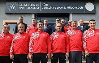 Karate Milli Takımından Çelebi’yi Teşekkür...