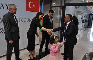 Kars’ta Azerbaycan Bağımsızlık Günü etkinliği