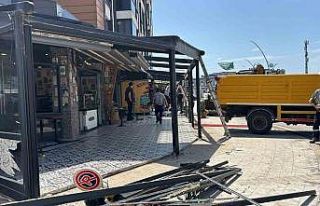 Kartepe’de ruhsatsız genişletilen iş yerlerine...