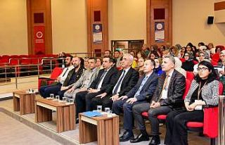 Kastamonu Üniversitesi’nde Dijital Yeterlilik Konferansı...
