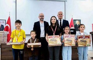 Kastamonu’da düzenlenen satranç turnuvasında...