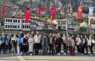 KBÜ Mimarlık öğrencileri Tokat ve Amasya’da...