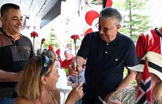 Kemer’de Norveç milli bayramı kutlandı