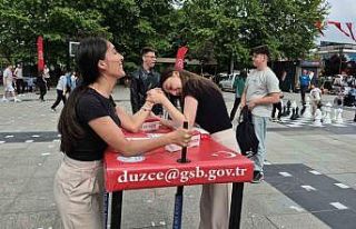 Kent meydanı spor sahasına döndü