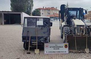 Kepçe ile define arayan şahısları jandarma suçüstü...