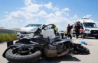 Kırıkkale’de otomobil ile motosiklet çarpıştı:...