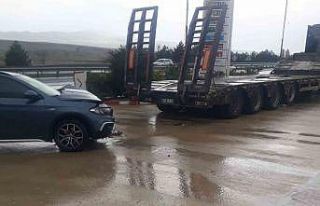 Kırıkkale’de otomobil park halindeki çekiciye...