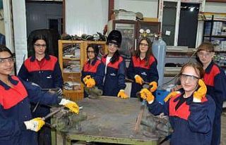 Kırkağaçlı kızlar kaynakçılık sektörüne...