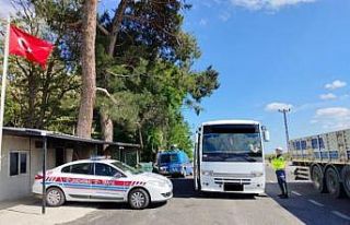 Kırklareli’nde trafik denetimi: 233 sürücüye...