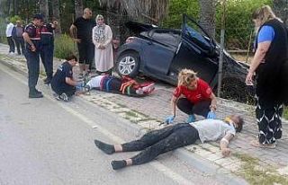 Kontrolden çıktı karşı şeride geçip palmiyeye...