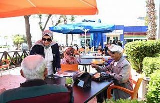 Konyaaltı Belediyesi Emekli Kahvelerinde vatandaşlarla...