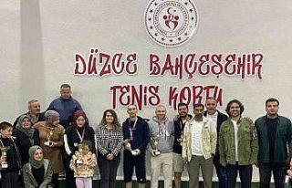 Kortların şampiyonu belli oldu