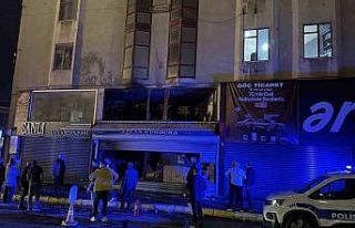 Küçükçekmece’de ayakkabı dükkanında korkutan...