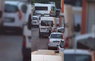 Küçükçekmece’de maskeli hırsızlar kamerada