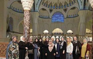 Kur’an kursu öğrencileri manevi mekânlarını...