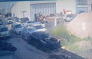 Kurtarıcıdan inerken halatı kopan forklift, park...