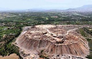 Malatya’da depremin izleri dağ oldu