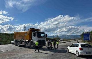 Malatya’da motosikletle kamyon çarpıştı: 1 yaralı