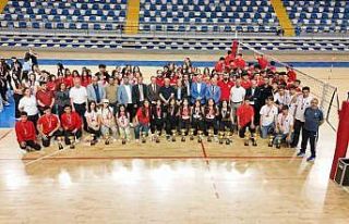 Malatya’da voleybolda kupalar sahibini buldu