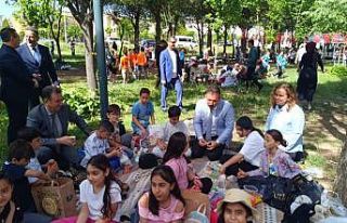 Manisa’da 33 okulun öğrencileri Çocuk Şenliği...