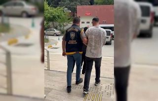 Manisa’da cezaevi firarisi kovalamacayla yakalandı